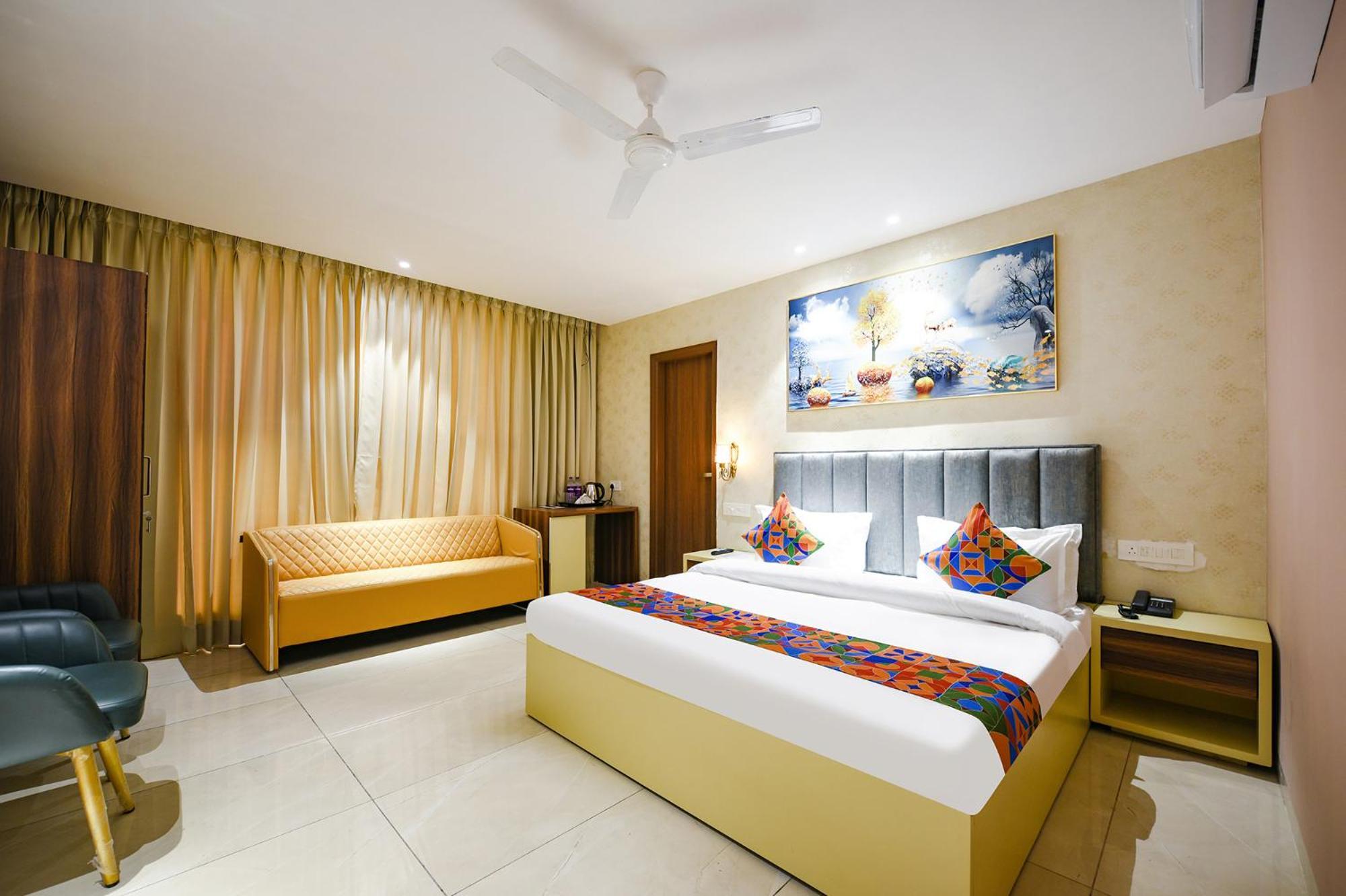 Fabhotel Supreme Suites Ludhiana Exteriör bild
