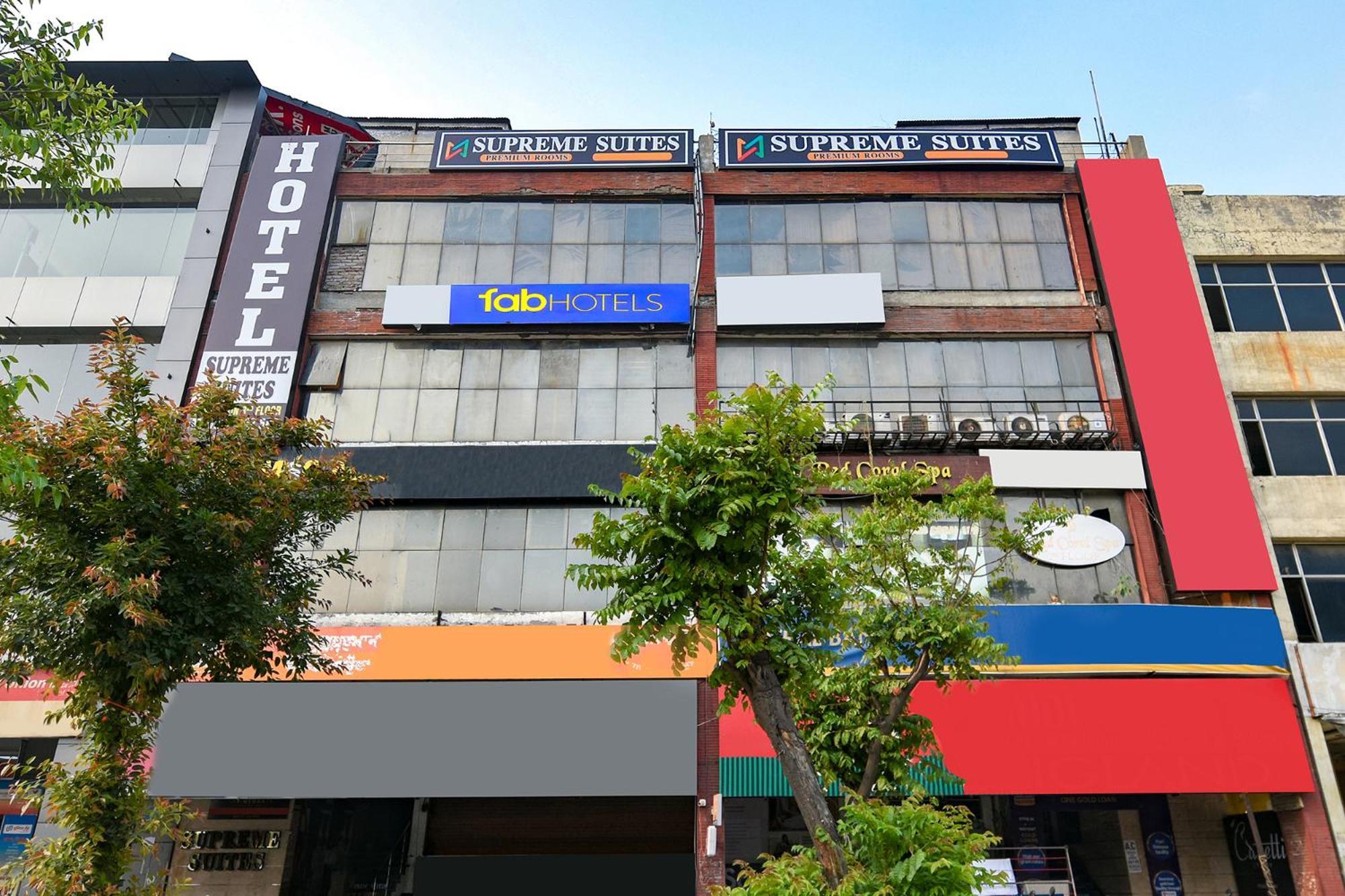 Fabhotel Supreme Suites Ludhiana Exteriör bild