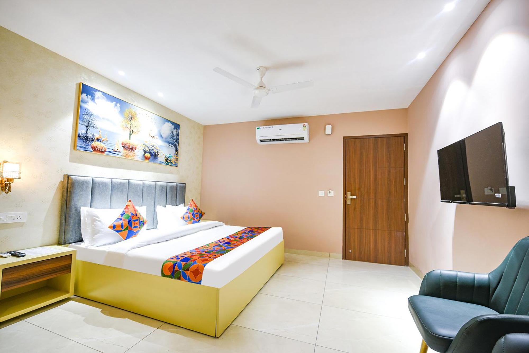 Fabhotel Supreme Suites Ludhiana Exteriör bild