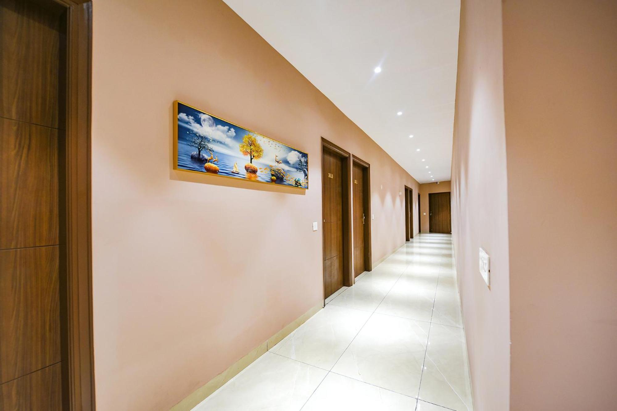 Fabhotel Supreme Suites Ludhiana Exteriör bild